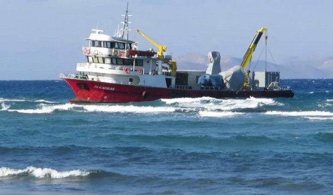 Τουρκικό πλοίο προσάραξε στην Κω. Οι καιρικές συνθήκες δεν επιτρέπουν παροχή βοήθειας