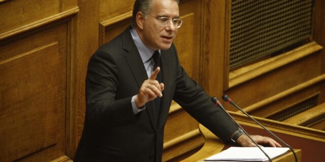 Κουμουτσάκος: Όχι σε επικοινωνιακές κινήσεις ρηχού εντυπωσιασμού