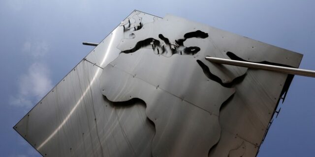 Από την Σκύλλα στην Χάρυβδη