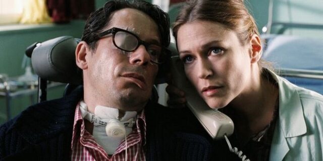 Μηχανή του Χρόνου: Ο Γάλλος που έγραψε βιβλίο χρησιμοποιώντας μόνο το αριστερό του μάτι