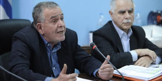 Σχέδιο Μουζάλα: Μετρητά στους πρόσφυγες, συσσίτια τέλος, φιλοξενία σε σπίτια