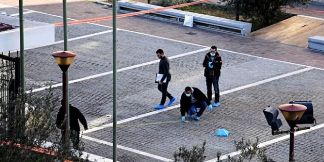 Ισοβίτης για φόνο υπαλλήλου σε φούρνο και δραπέτης ο δράστης στην Πλ. Θεάτρου
