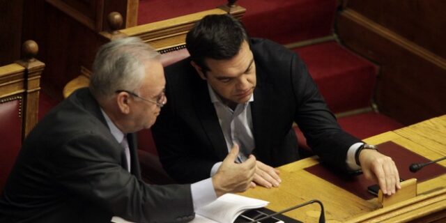 Με κόντρα ΣΥΡΙΖΑ-ΝΔ άρχισε η πενθήμερη μάχη του προϋπολογισμού