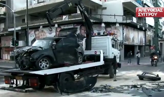 Έξι τραυματίες σε καραμπόλα στη Συγγρού