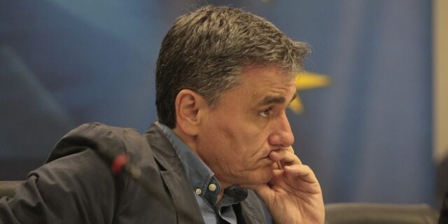 Σε σπαζοκεφαλιά εξελίσσεται η δεύτερη αξιολόγηση