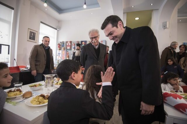 Τσίπρας: Γεια σου ρε μεγάλε, τη γραβάτα σου θέλω