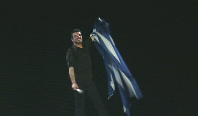 George Michael: Η συναυλία στο ΟΑΚΑ, αγκαλιά με την ελληνική σημαία