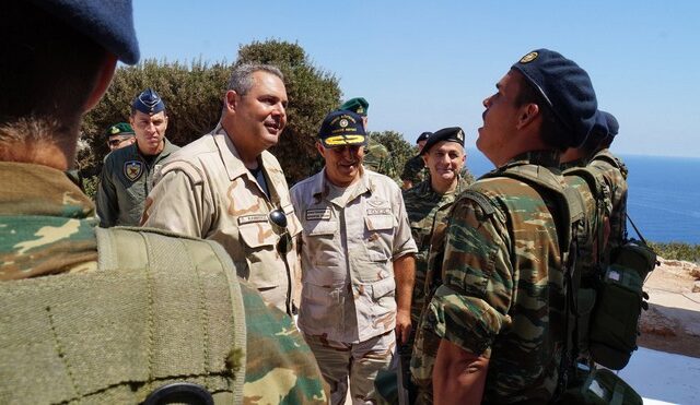 Βούτσης, ΣΥΡΙΖΑ και ΝΔ ‘έκοψαν’ το σόου Καμμένου στο Καστελόριζο