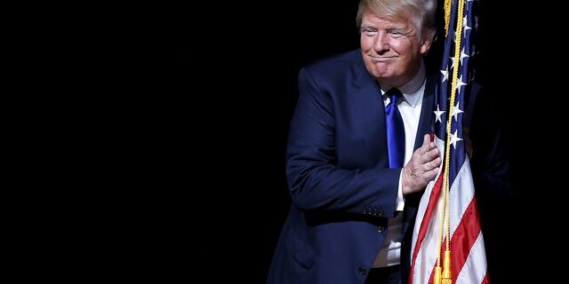 Τραμπ: Προειδοποίηση στο Σικάγο να αντιμετωπίσει την εγκληματικότητα