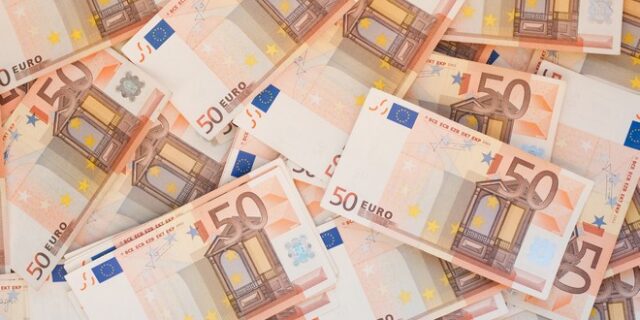 Τον Απρίλιο θα κυκλοφορήσει το νέο χαρτονόμισμα των 50 ευρώ