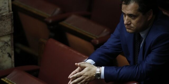 Ο Άδωνις ‘χαλάει την πιάτσα’