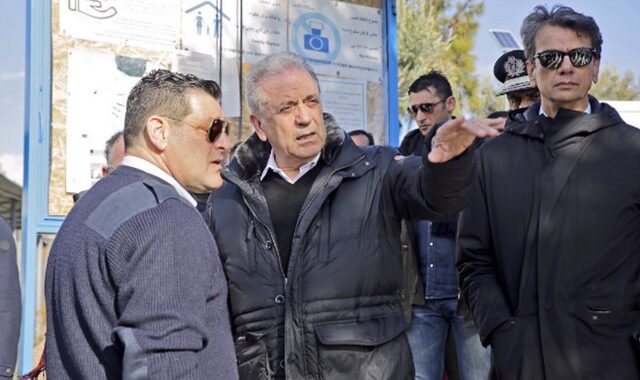 Έκκληση Αβραμόπουλου στα κράτη μέλη της ΕΕ για αύξηση μετεγκαταστάσεων από την Ελλάδα