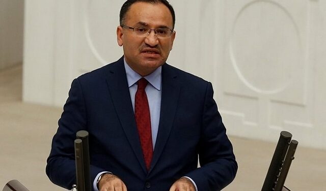 Η Τουρκία δεν θα μείνει στο Αφρίν, υποστηρίζει ο αντιπρόεδρος της τουρκικής κυβέρνησης