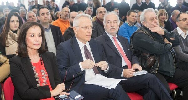 Η… αντισυστημική τρόικα του ‘εκσυγχρονισμού’