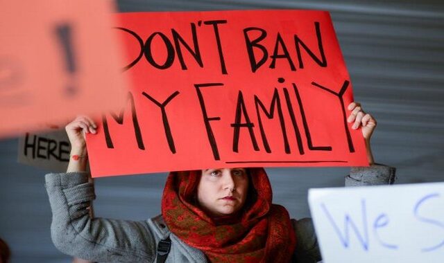 ΗΠΑ: Δικαστική εντολή για αναστολή απελάσεων ταξιδιωτών με έγκυρη βίζα