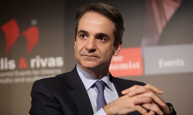 Τα μηνύματα Μητσοτάκη ενόψει των συναντήσεών του με Μέρκελ και Σόιμπλε
