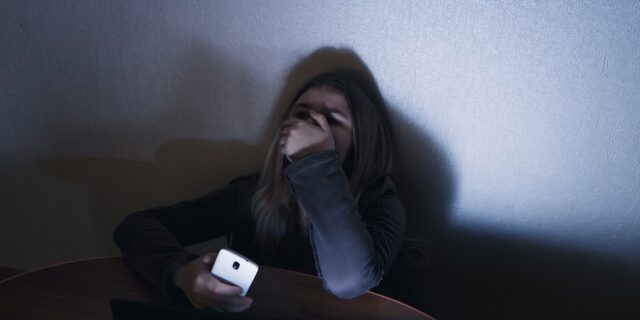 Χώρισαν και την εκβίαζε ότι θα διαρρεύσει φωτογραφίες από προσωπικές τους στιγμές