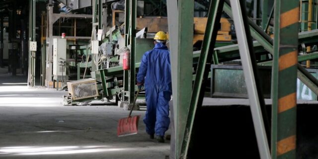 OIYE: Οι μισθοί Βουλγαρίας είναι ήδη στην Ελλάδα
