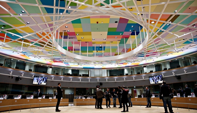 Οι Βρυξέλλες βλέπουν τελική συμφωνία τον Απρίλιο