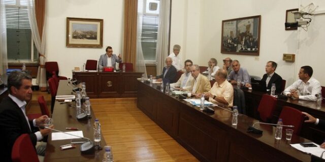 Το πόρισμα για τα θαλασσοδάνεια και το ‘μπρος-πίσω’ με Στουρνάρα