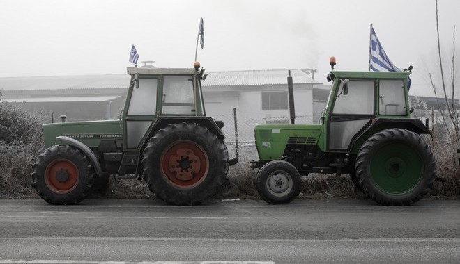 Οι αγρότες ξεκινούν τον αποκλεισμό της Εθνικής Οδού Αθηνών-Θεσσαλονίκης