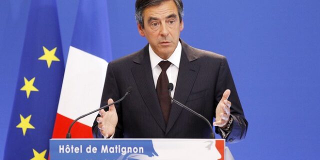 Παραμένει στην κούρσα για την προεδρία ο Φρανσουά Φιγιόν