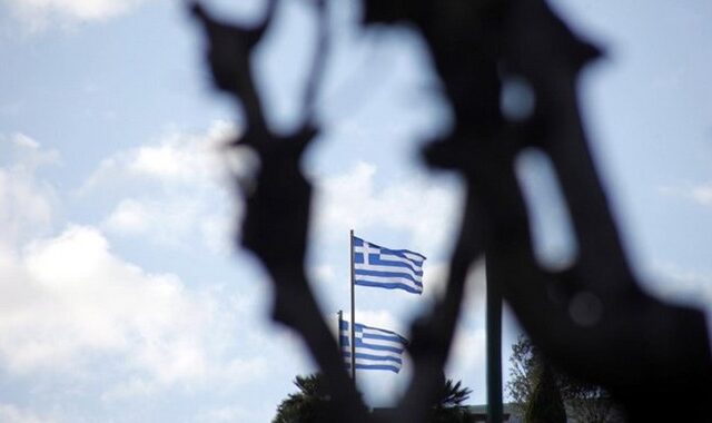 ΣΕΒ: Ο ρυθμός ανάπτυξης εκτιμάται σε θετικό έδαφος το 2016