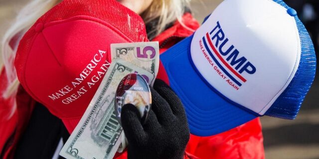 Τα καπέλα του Τραμπ είναι εισαγόμενα από Κίνα, Βιετνάμ και Μπανγκλαντές