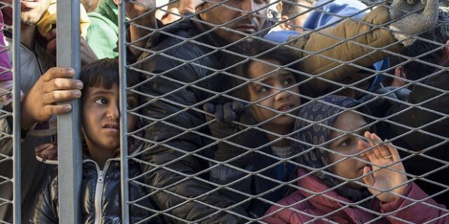 Η Ουγγαρία αψηφά την ΕΕ και επαναφέρει την φυλάκιση μεταναστών