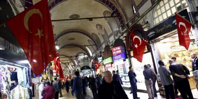 Έκθεση ΔΝΤ: Πλήγμα στην τουρκική οικονομία, η πτώση του τουρισμού