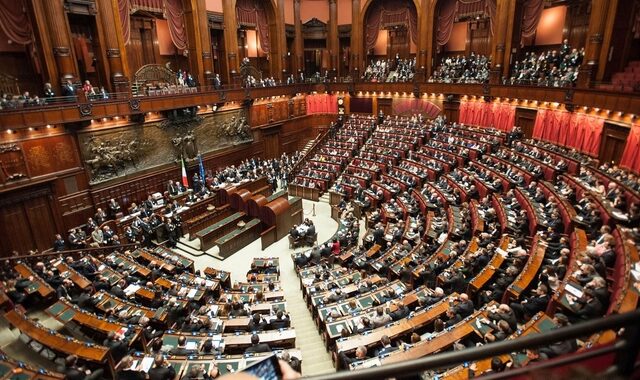 ‘Ανταρσία’ της Ιταλίας σε έκτακτα μέτρα 3,4 δισ. ευρώ