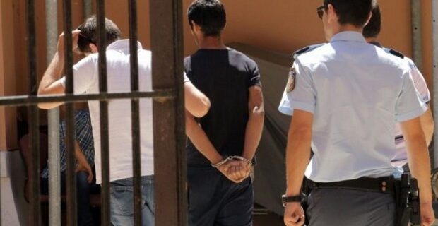 Κρήτη: Ισόβια σε 28χρονο αλλοδαπό που σκότωσε με μπαλτά ομοεθνή του