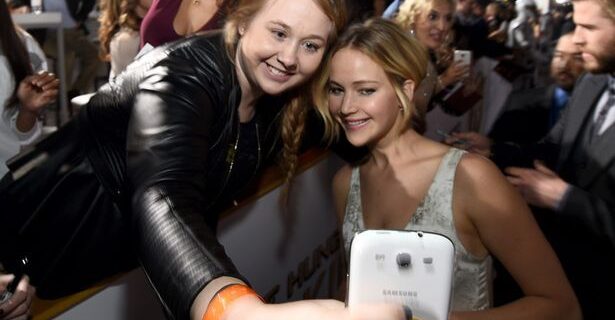 Η Jennifer Lawrence δεν γουστάρει πλέον τις selfies με τους θαυμαστές της