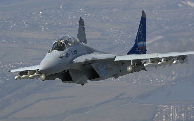 Η Ρωσία παρουσίασε το νέο μαχητικό MiG-35
