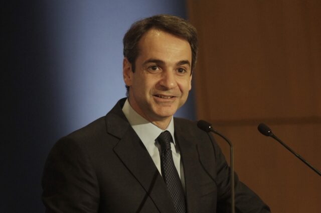 Αξιοπρέπεια υπόσχεται στους απογοητευμένους Συριζαίους ο Μητσοτάκης