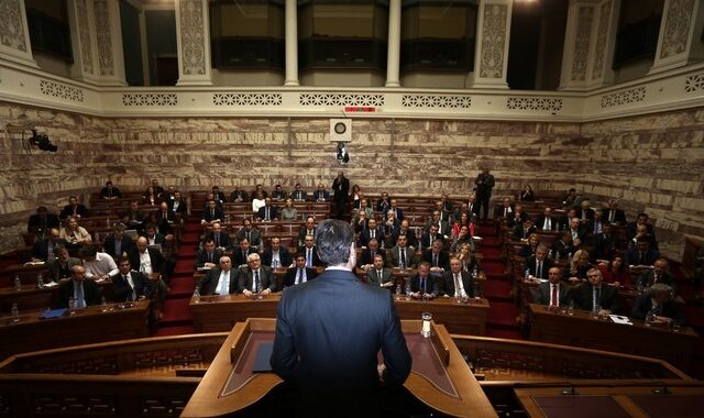 Μητσοτάκης: Ένας χρόνος στην ηγεσία της ΝΔ