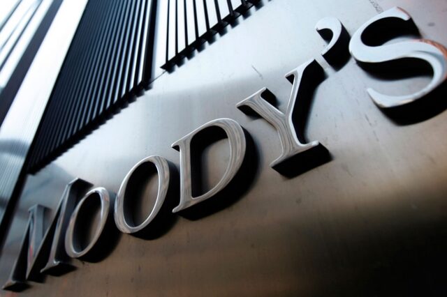 Moody’s: Διπλή αναβάθμιση για την ελληνική οικονομία