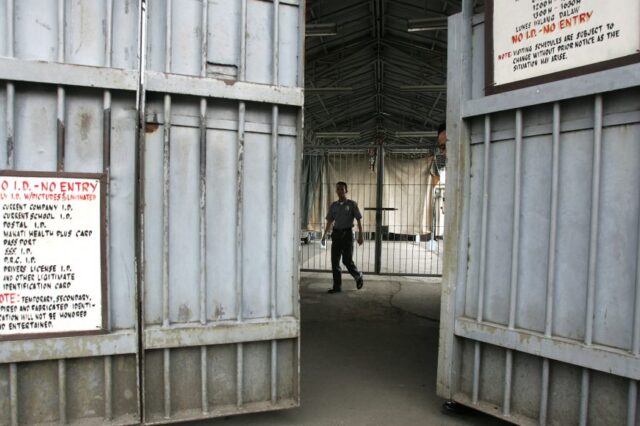 Μαζική απόδραση κρατουμένων από φυλακή στις Φιλιππίνες
