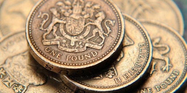 Brexit: Στα ύψη η λίρα καθώς η Μέι υπόσχεται ψηφοφορία στη Βουλή