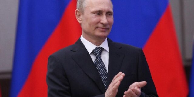 Το Κρεμλίνο δεν θεωρεί ‘καταστροφή’ την εκλογή Τραμπ