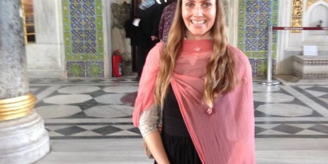 Η πρώτη γυναίκα ιμάμης στη Δανία δεν φορά μαντίλα και έχει προοδευτικές ιδέες