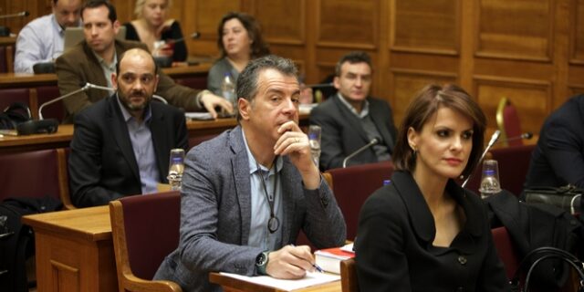 Η απάντηση Θεοδωράκη για την ένταξη Φωτήλα στη ΝΔ: Δε θα μοιάσουμε στο τέρας