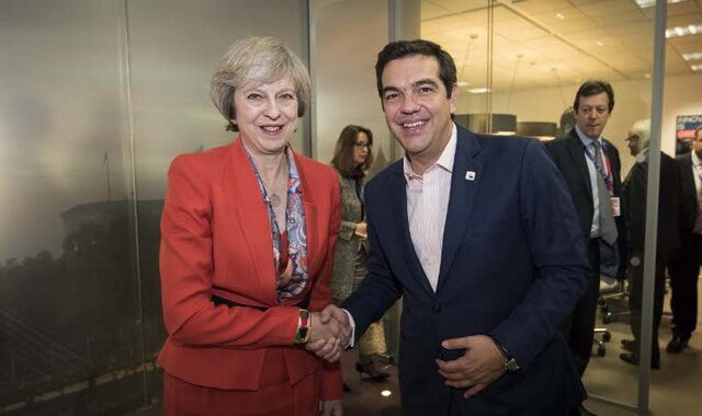 Μέι και Τσίπρας σε κοινή τροχιά αναφορικά με το Κυπριακό