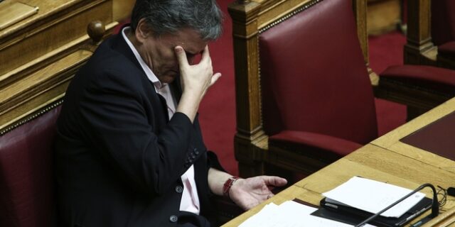 Δύο χρόνια κυβέρνηση ΣΥΡΙΖΑ, δύο -σχεδόν- αξιολογήσεις