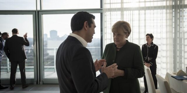 Μέρκελ καλεί Τσίπρα πριν την επίσκεψή της στην Τουρκία