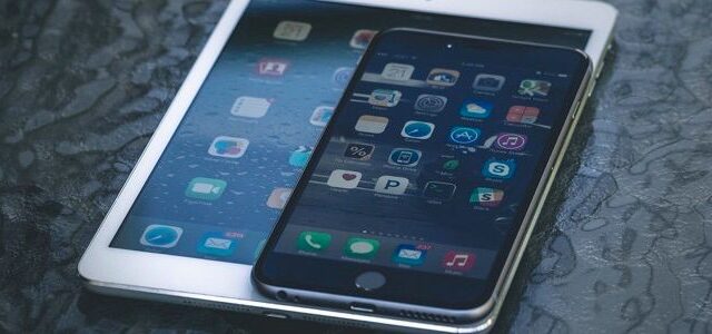 Τα tablets χάνουν οριστικά τη μάχη με τα smartphones