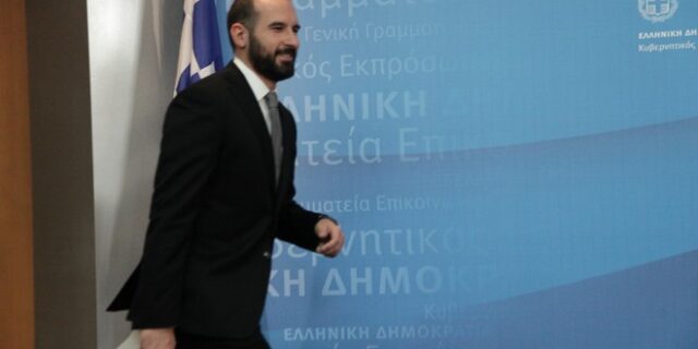 Τζανακόπουλος: Έξοδος στις αγορές σημαίνει και τέλος Μνημονίου
