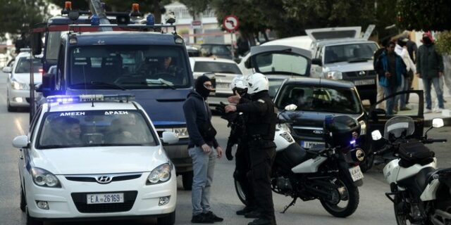 Όπλα και χειροβομβίδες στο σπίτι που διέμενε η Πόλα Ρούπα