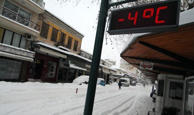Αγρίεψε ξανά ο καιρός: Χιονοπτώσεις στη Βόρεια Ελλάδα