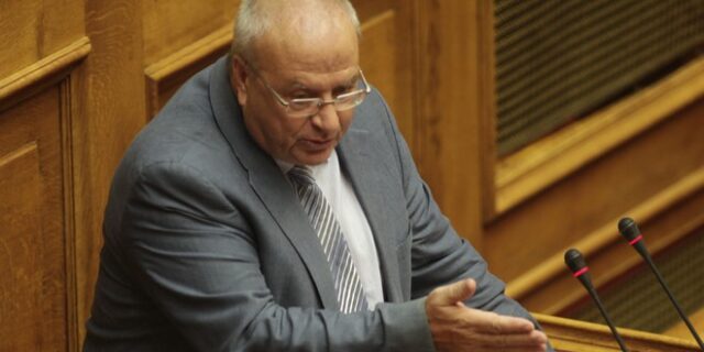 Ο Λεωνίδας Γρηγοράκος επιστρέφει στη Δημοκρατική Συμπαράταξη